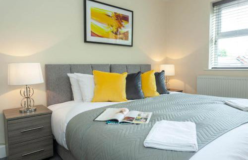 4 bed home, driveway parking ideally located in Latchford, Warrington - Executive St Marys House - Foto 5