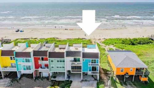 Beachfront Retreat! 3 Steps to WALKOVER! - Photo 5