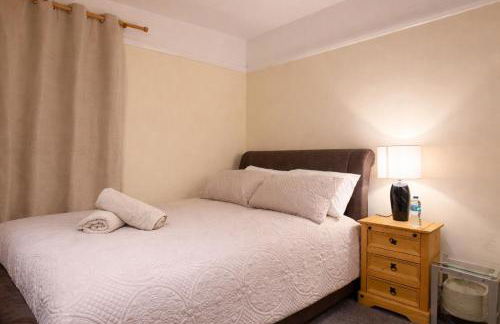 Contractors Residence - Long Stay DISC0UNT- Private Parking - Central Location - Fast Wifi - Foto 12