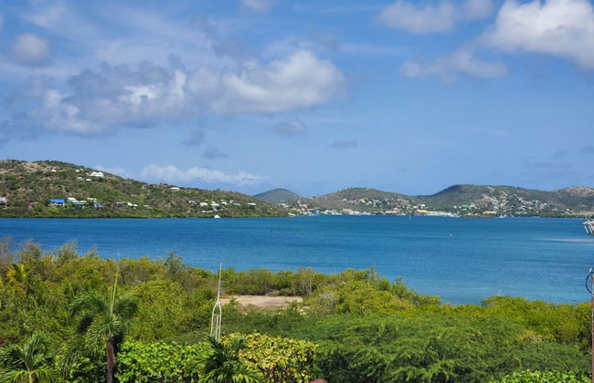 EliMar Bay View Apt - Photo 20