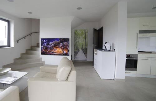 Passivhaus 750m vom Bodensee -- 2x E-bike inklusive -- Neubau 2019 am Ortsrand - Foto 2