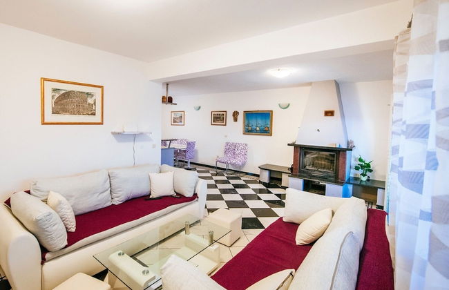 Holiday Home in Jasenice With Garden - Foto 12