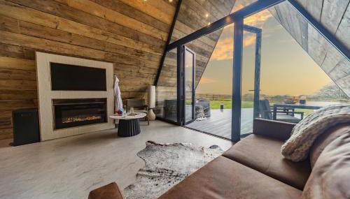 The Tri-Pod - Photo 5