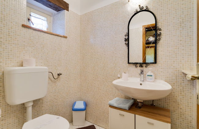 Especially charm stone house with a pool - Foto 24