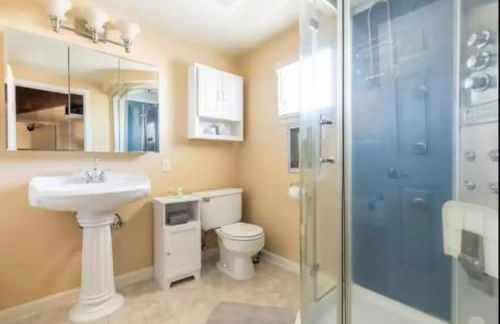 Cozy Condo in Mammoth with 2 parking spots! Ski,Snowboard, Ice skate! - Foto 14