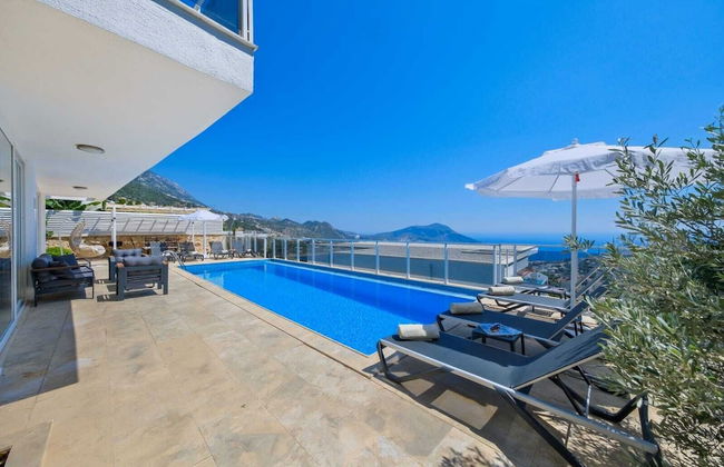 Villa Lumiere 3 Luxurious 5 bed Villa in Kiziltas Kalkan With sea Views - Photo 44