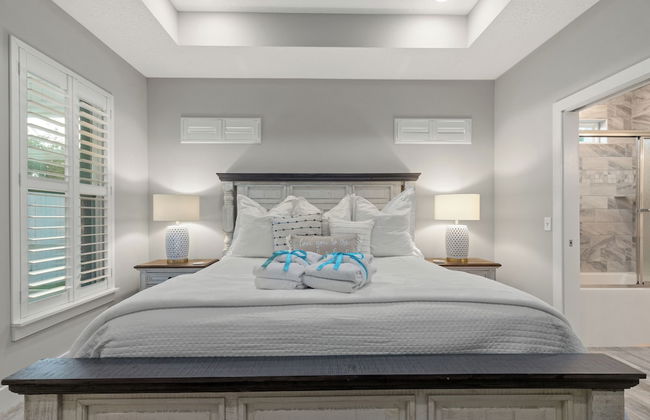 Charming 3/2 Beach House w/ Pool & Golf Cart Included - 1 Min Walk to Beach - Foto 2