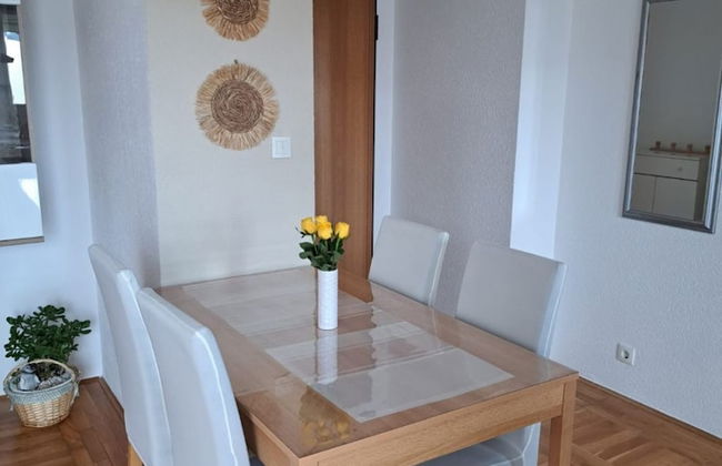 Slava - Close to the Mall - A1 - Photo 17