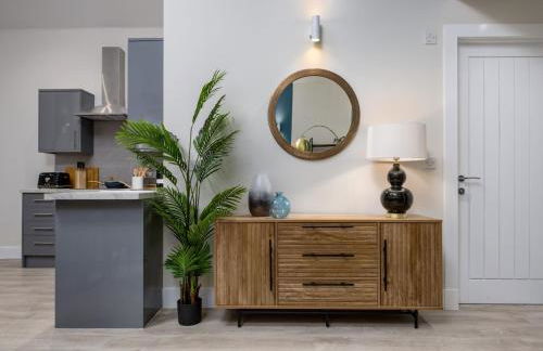 City Centre Haven Apartment - Photo 10