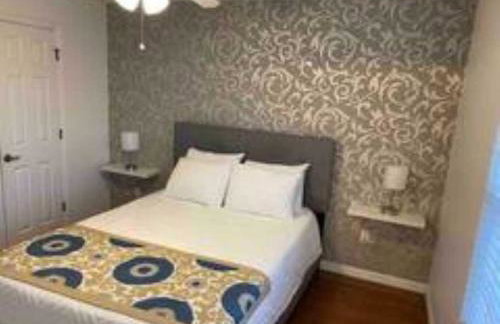 Island Abode -near Disney - Photo 20