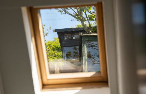 The Portpatrick Pad - A cosy 3 bed cottage, w. sea views & garden office - Foto 9