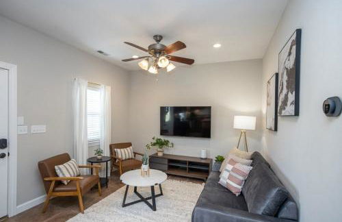 Tiny Home with Hot Tub Near Ft Leonard Wood! - Foto 10