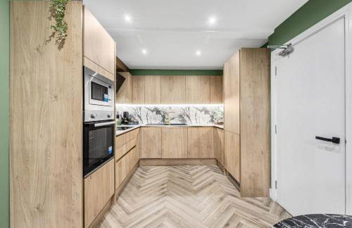 Amazonian Luxury Family Home MCR City Centre Etihad Free Parking - Foto 8