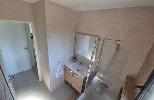 Villa neuve avec piscine,Jacuzzi aux portes du Verdon - Foto 23