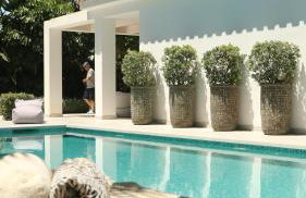 Marbella Bliss - Serenity 4-Bedroom VILLA with Exclisive HEATED Private POOL & Jacuzzi, Tropical Garden, Marbesa - Steps from the Cabopino Beach - Photo 61