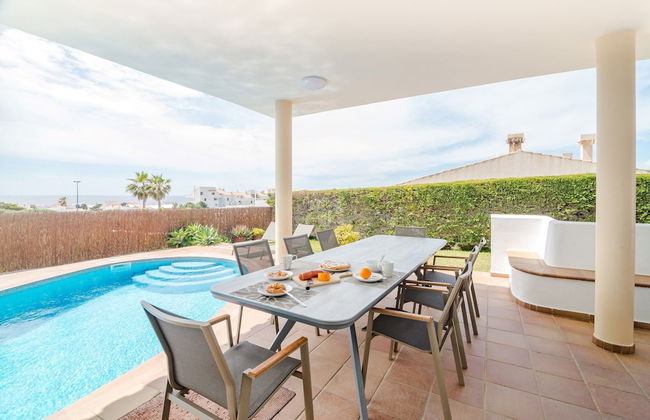 Villa Maricel - Villa With Private Pool. Free Wifi - Foto 30