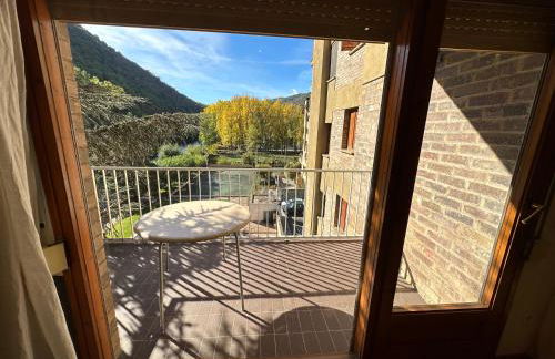 Apartament Rialp amb vistes al riu Noguera Pallaresa - Foto 7