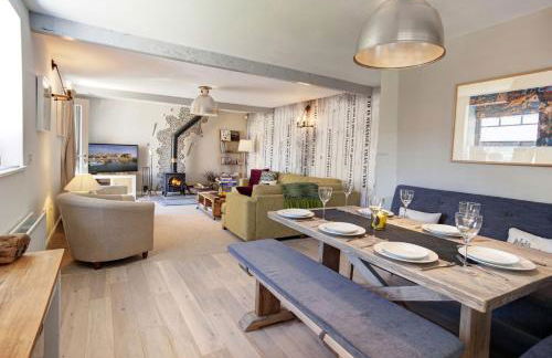 The Apple Store - Photo 18