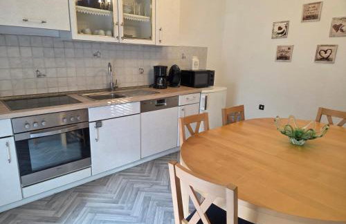 Monteur-, Ferienwohnung mit Balkon in Hanau bei Frankfurt und Aschaffenburg - Photo 1