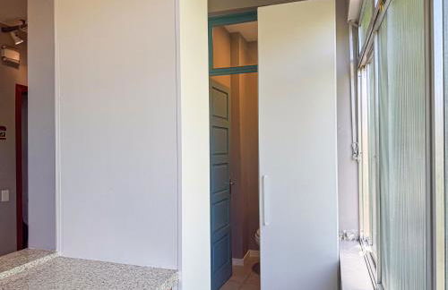 Apto Próx. ao Shopping Praia de Belas RS BZ1097 - Foto 8