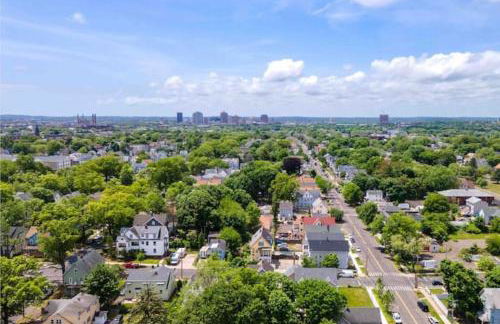 Gorgeous Waterfront 3 Bedroom, 1.5 Bathroom Unit. - Foto 40