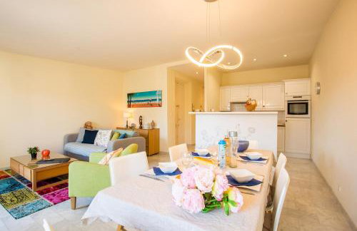 LE FOCH AP4244 By Riviera Holiday Homes - Foto 7