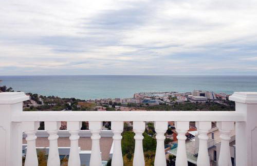 Exclusive Villa with Private Pool in Sitges - Photo 25