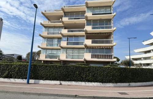 Villeneuve Loubet - Proximité Marina Baie des Anges - Front de Mer - Parking privé - Foto 43