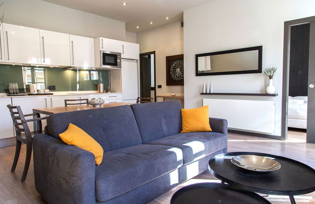 Inspired by EnjoyApartments - Photo 15