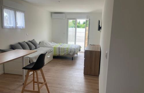 Studio avec courette au calme - Photo 4