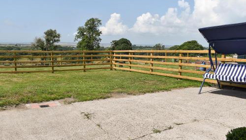 Bryn Derw - Photo 3, Garden