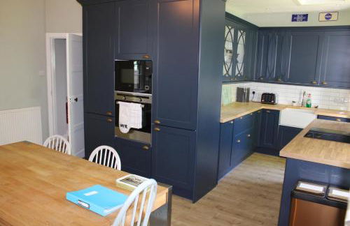 Spacious Cottage in the Grounds of a Scottish Castle - Photo 18