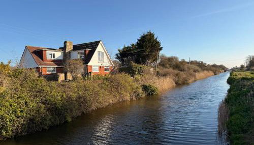 Pett Level Beach House - Foto 4