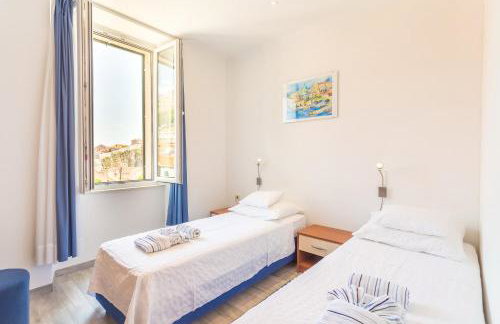 Apartment& Room Lukre / Apartment Lukre with terrace - Foto 14