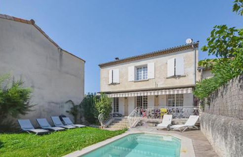 Awesome Home In Tulette With Wifi - Foto 1