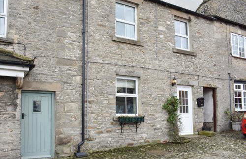 Slater's Cottage - Photo 1