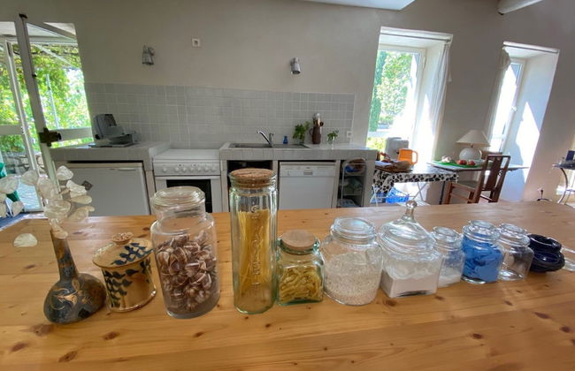 Sunlit Villa in Banne - Photo 24