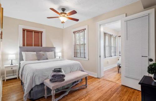 Cleveland 3 Bedroom, 10 Mins to Downtown - Foto 36