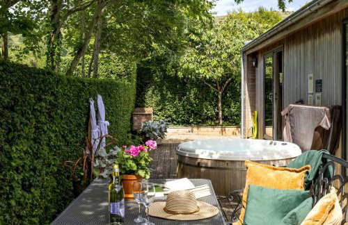 Amber Lodge, Strawberryfield Park - Hot Tub - Free WiFi & Parking - Foto 1