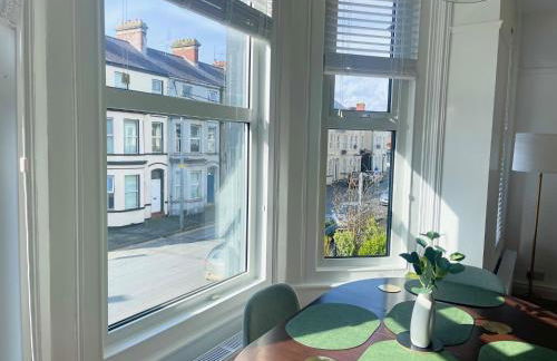 Luxury 2 Bed Apartment - Foto 15