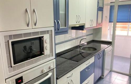 Apartamento grande, 2 dormitorios, garaje gratis - Foto 14