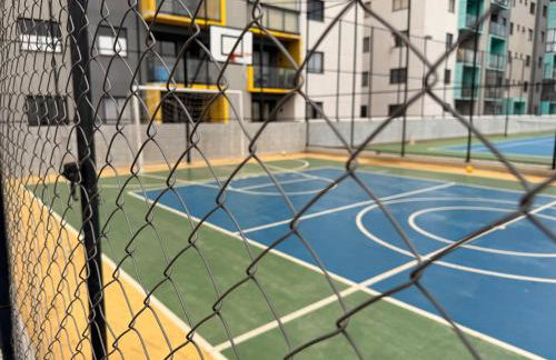 Apt Vista Magnifica, 3 garagens , 3 Quartos , 2 Banheiro , Varanda com Churrasqueira - Foto 23