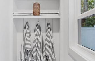 Urban Sophistication Mid Century - Farm Home - Foto 33