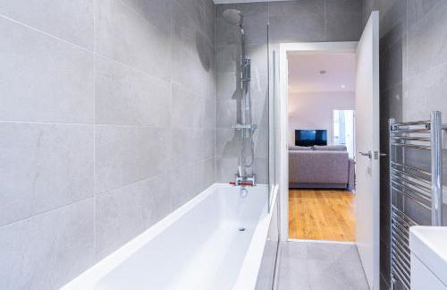 City of London Deluxe 4BR Steps to Tube - Foto 55