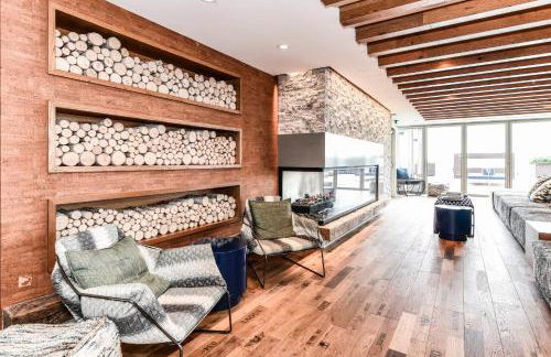 Posh 2BR Retreat Gym, Prkng and Scenic Rooftop - Photo 40