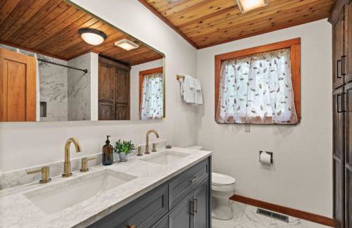 Rainier River Retreat - Foto 23