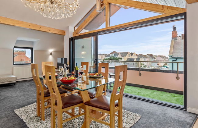 Billycan Penthouse - Tenby Town Centre - Photo 6