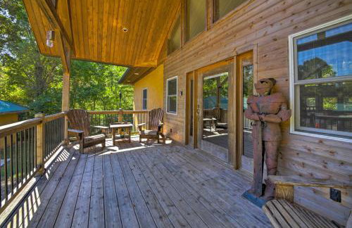 Peaceful Custom Carbondale Home with Deck, Near SIU! - Foto 25