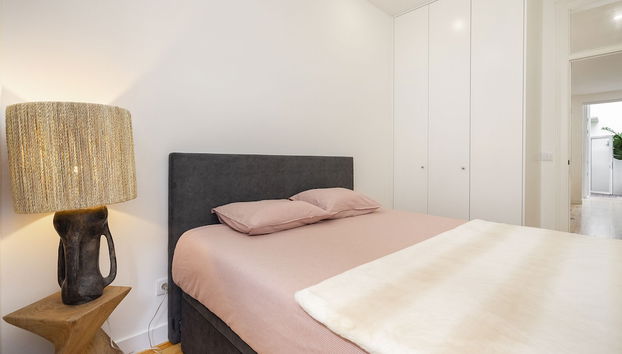 WHome Chic 1-bed w/ Patio perfect to explore Lisbon - Foto 5, Habitación