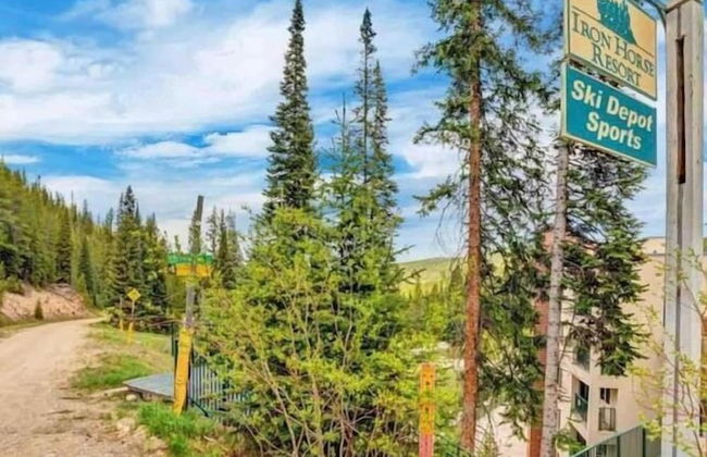 New Ski In/ski out Studio Onsite Amenities! - Foto 25